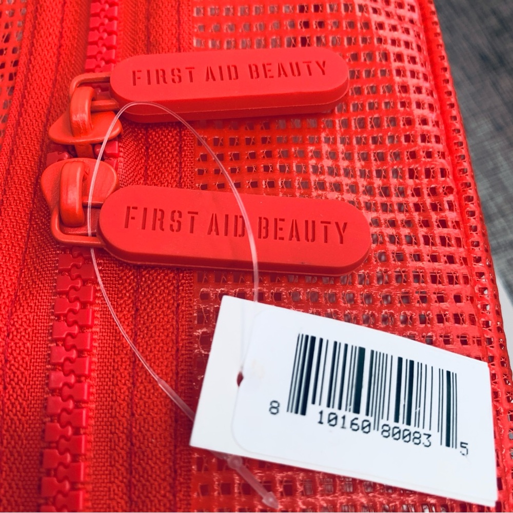 First Aid Beauty Bold Red Mesh Cosmetic Travel Toiletry Bag NWT - Picture 9 of 12
